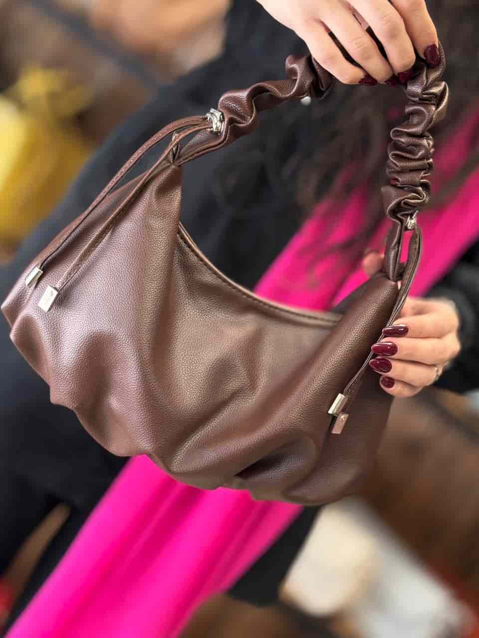 تصویر 2 از قیمت خرید کیف دسته چروک لواشکی + فروش ویژه